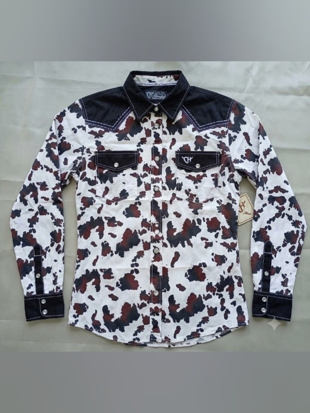 Cowgirl Hardware Cow Print Rhinestone Snap Western Shirt Women's Small NWT $45